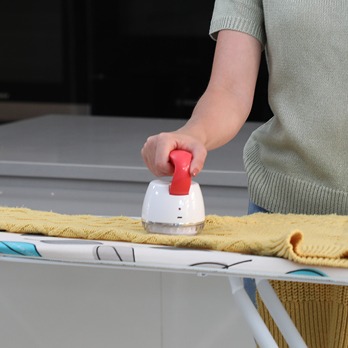 Using Bye Bye Bobbles on jumper