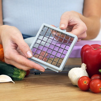 Slice + Dice Like a Pro with the Benriner Mandoline – Umami Mart